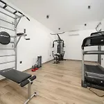 Stunning In With Sauna * Zaboric