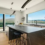 Vakantiehuis Stunning In With Sauna Zaboric