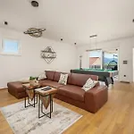Holiday home Stunning In With Sauna *
