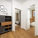 Stunning In With Sauna * Zaboric