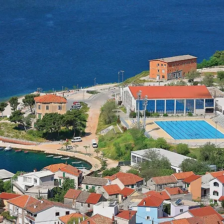 Stunning In With House Sea View *