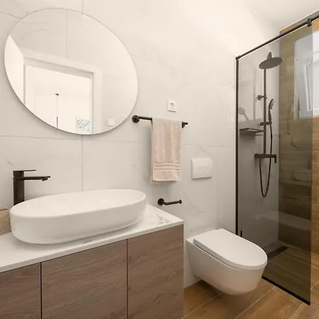 Vakantiehuis Stunning In With Sauna