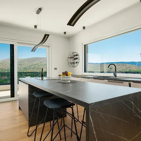 Holiday home Stunning In With House Sea View Zaboric