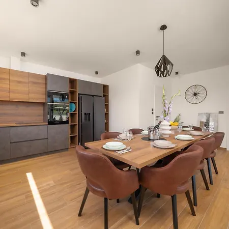 Stunning In With House Sea View Zaboric