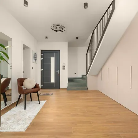 Stunning In With Sauna Vikendica