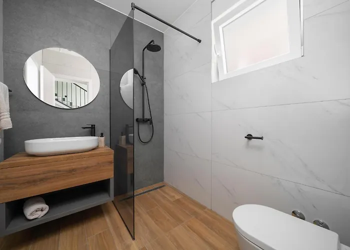 Vikendica Stunning In With Sauna