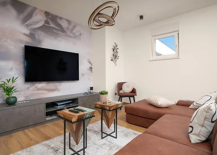 Vikendica Stunning In With Sauna *