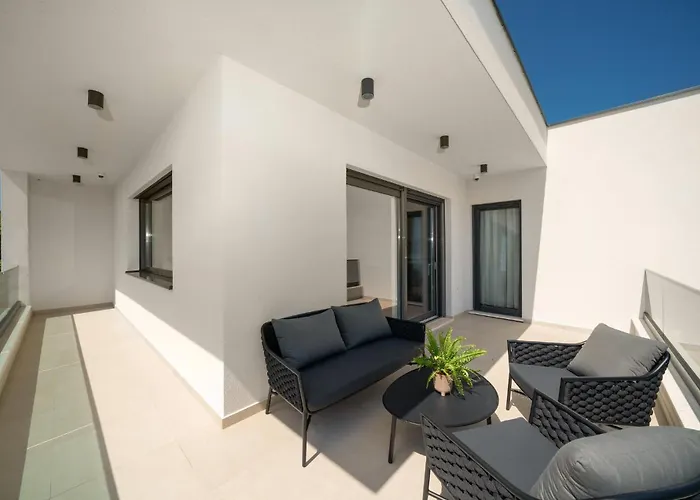 Vikendica Stunning In With Sauna *