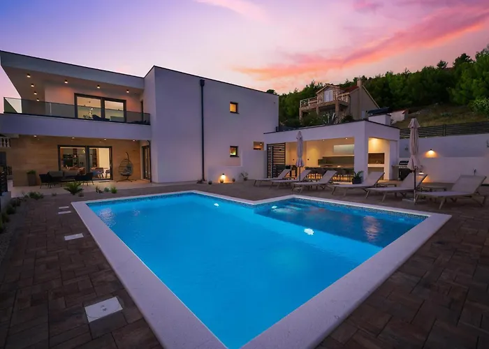 Stunning In With Sauna * Zaboric